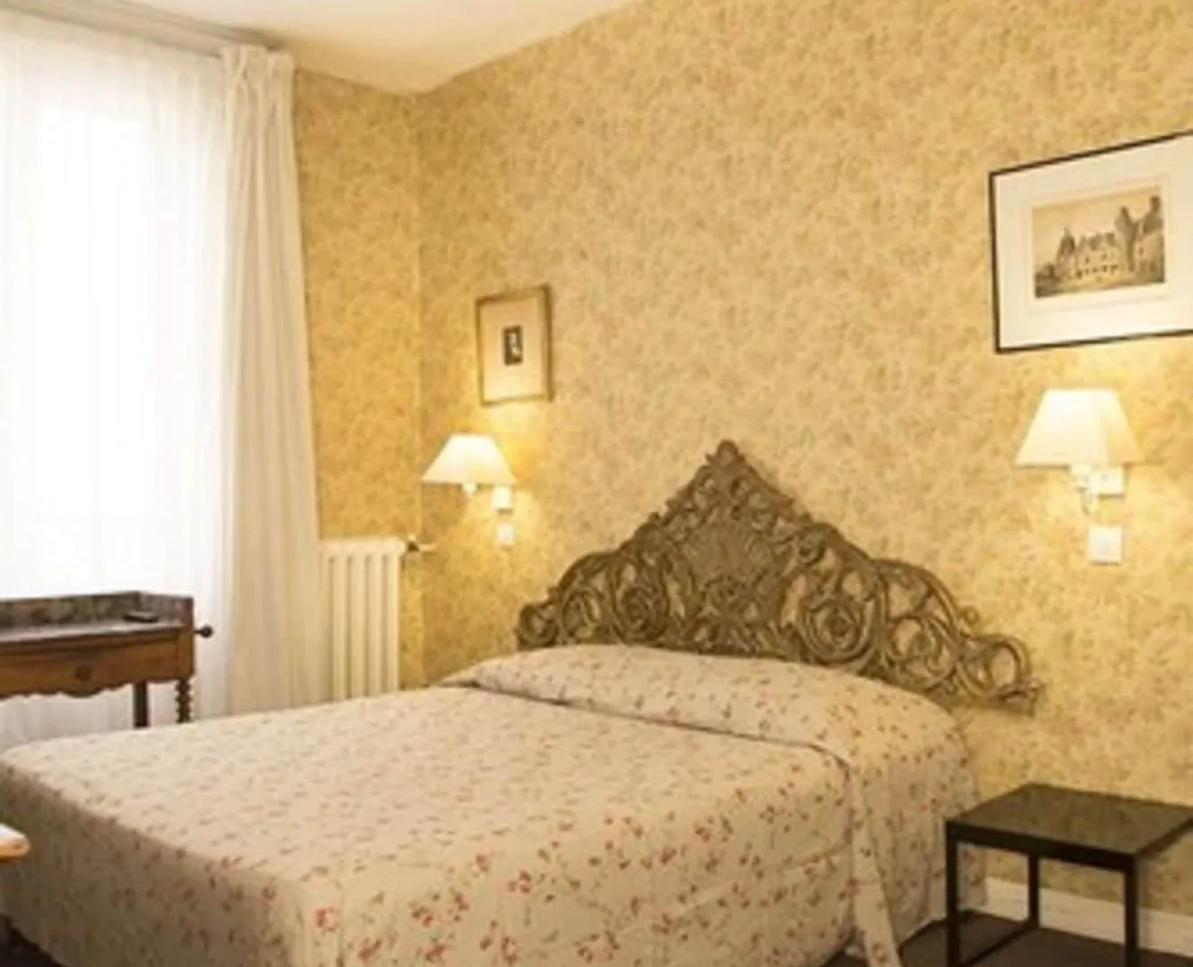 Agora 2* Paris