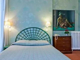 Otel Agora