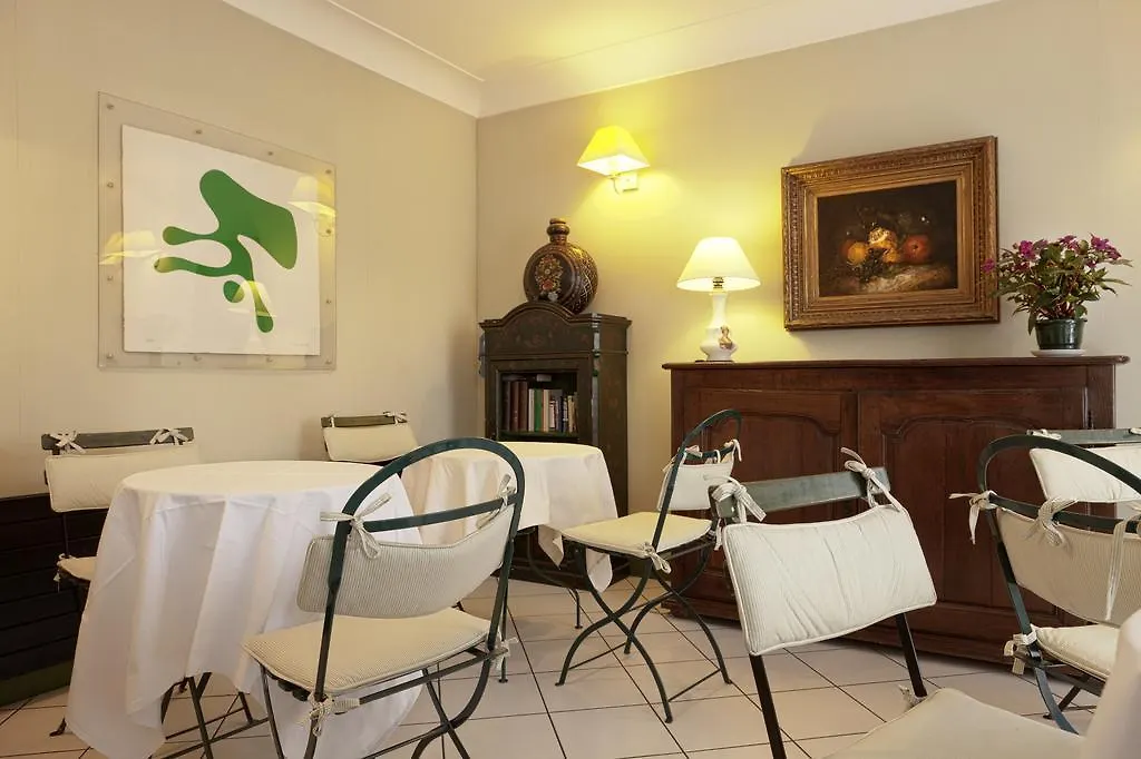 Agora Otel Paris