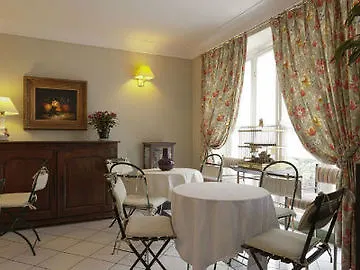 Agora Otel 2*