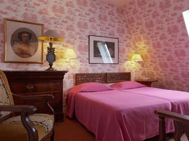 Agora 2* Paris