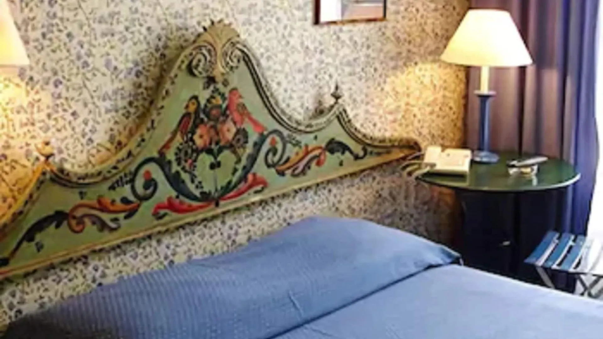 Hotel Agora 2*