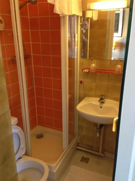 Agora Hotel